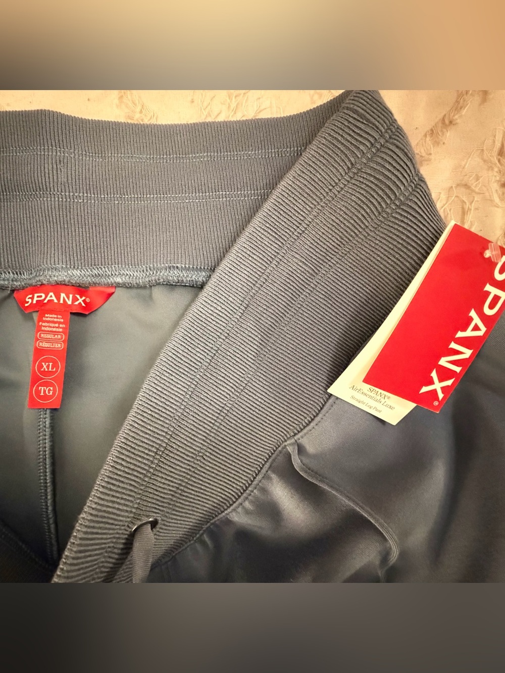 Spanx Air Essentials Blue Luxe Straight Leg Pants, Size XL - Picture 6 of 7
